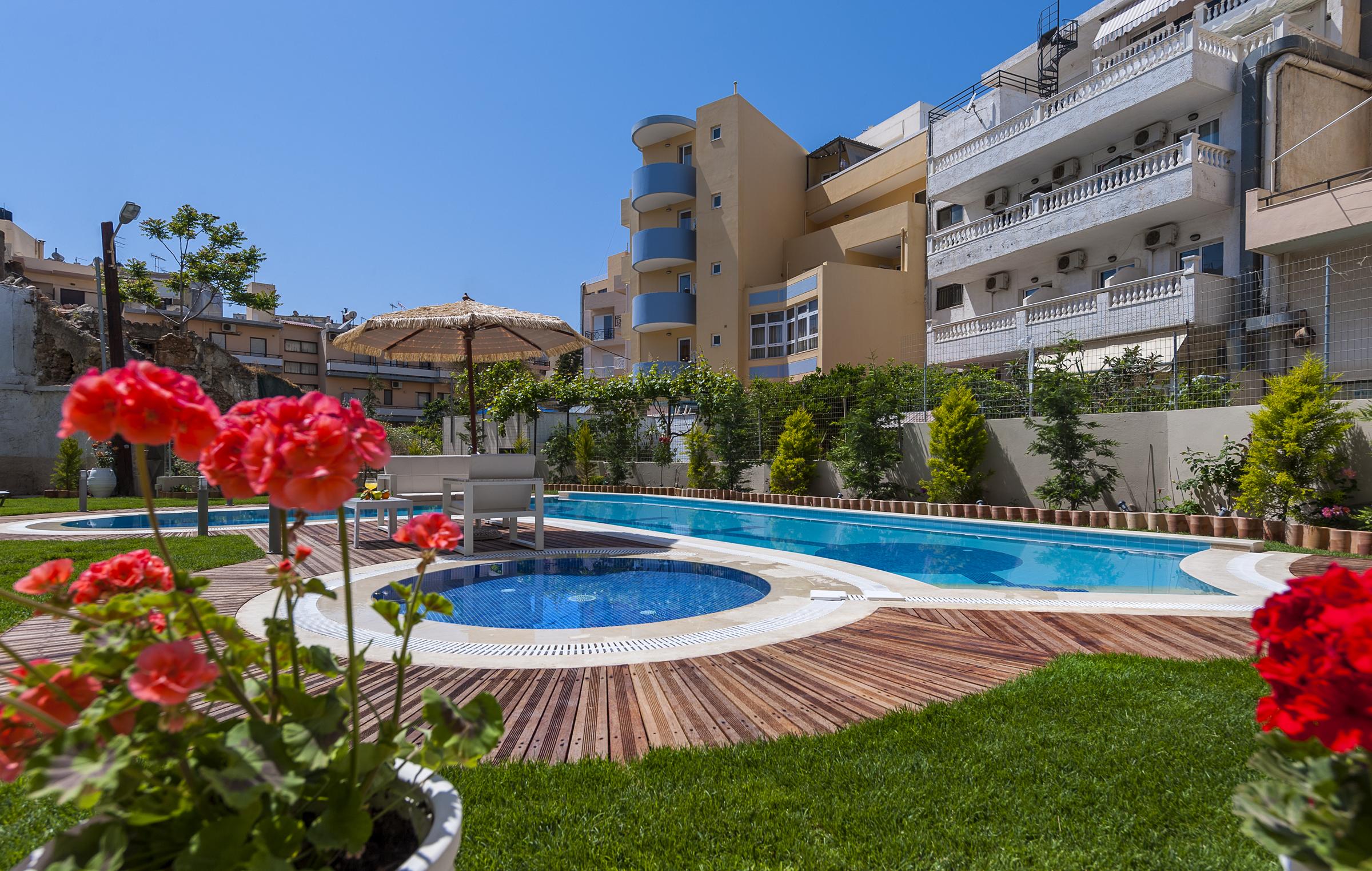 Leonidas Hotel & Apartments Rethymno  Екстер'єр фото