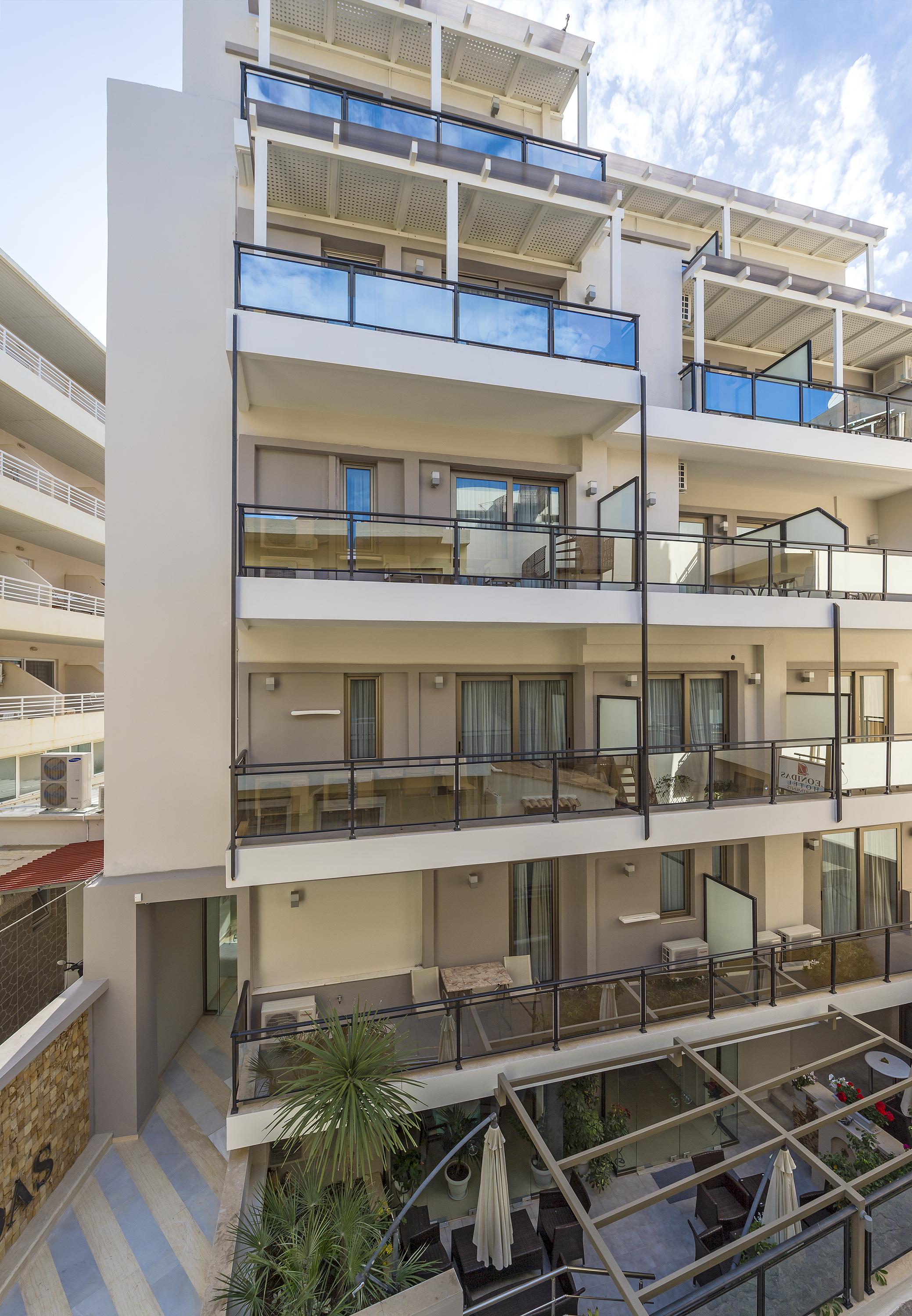 Leonidas Hotel & Apartments Rethymno  Екстер'єр фото