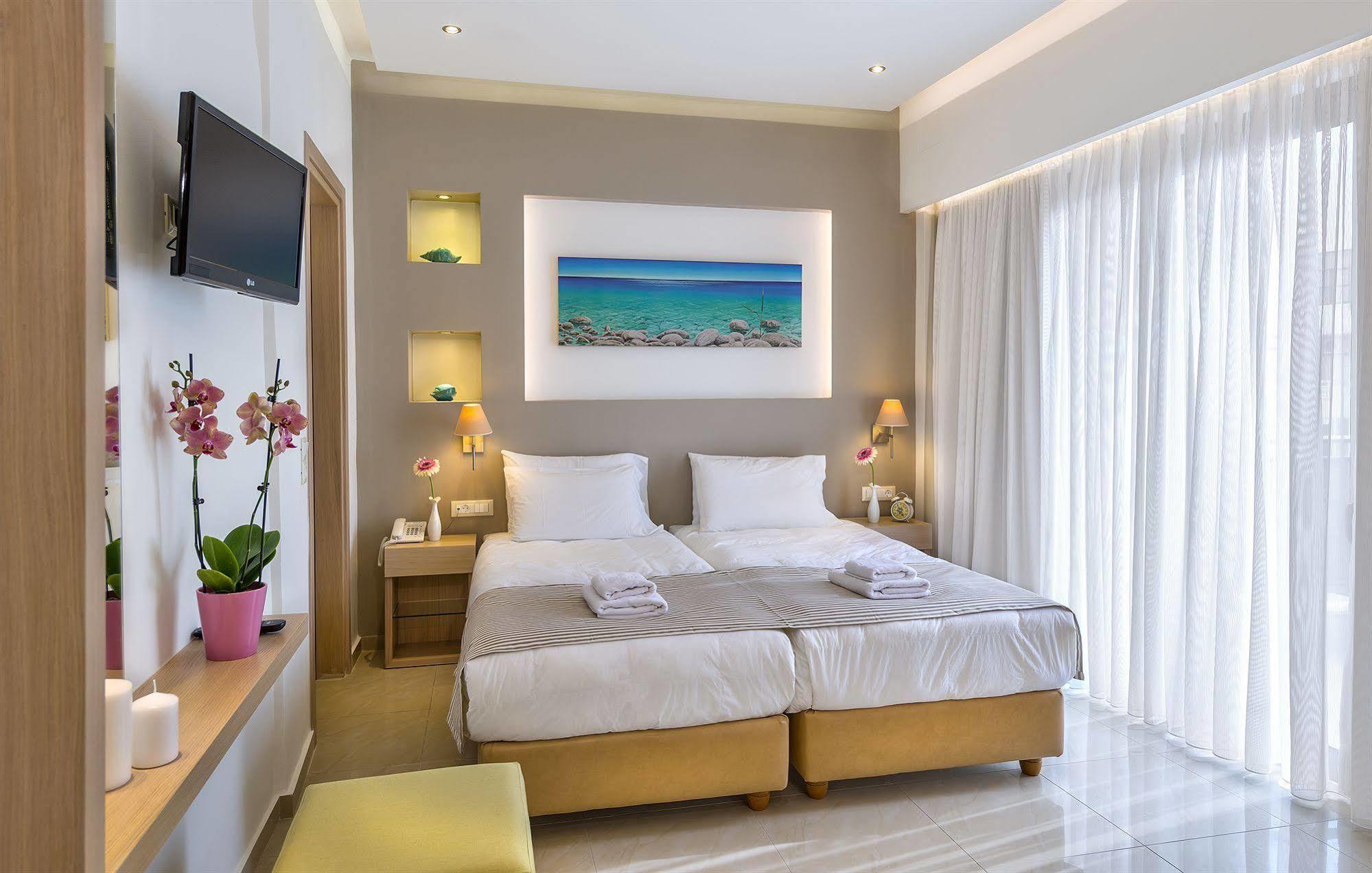 Leonidas Hotel & Apartments Rethymno  Екстер'єр фото