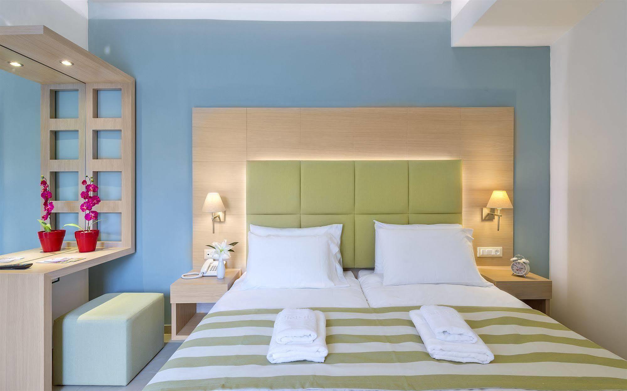 Leonidas Hotel & Apartments Rethymno  Екстер'єр фото